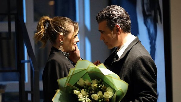 aldatan erkek arkadasina ikinci bir sans taniyan kadin sosyal medyayi ikiye boldu 5 E86HfuSd