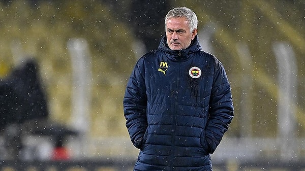 bos bardak tasti fettah candan fenerbahce teknik direktoru mourinhoya kufurlu isyan 1 7kvvrl5X