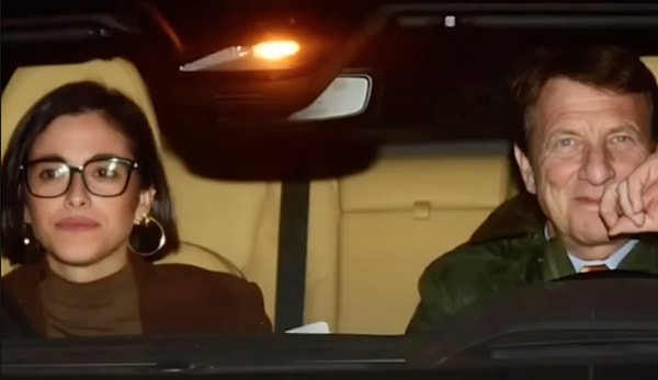 eski esiniz kaya cilingiroglunun dugunune gider miydiniz diye soran muhabire hulya avsar had bildirdi mEvyerWK