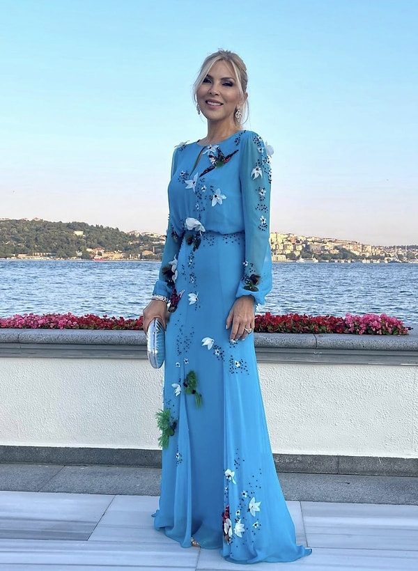 fakirligin gozu kor olsun dolarlarimiz oldugunu sanan arzu sabancidan para birimi donusturme taktigi 7 84beIOUP