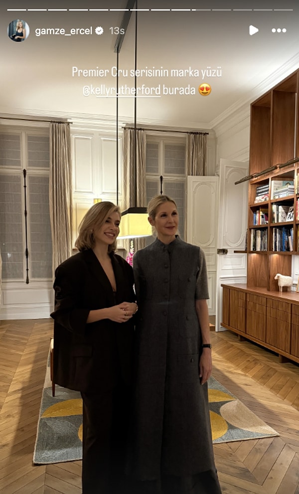 Hande Erçel'in Influencer Ablası Gamze Erçel Katıldığı Etkinlikte 'Gossip Girl' Yıldızıyla Poz Verdi! 16 hande ercelin influencer ablasi gamze ercel katildigi etkinlikte gossip girl yildiziyla poz verdi 15 qqaTJGb8