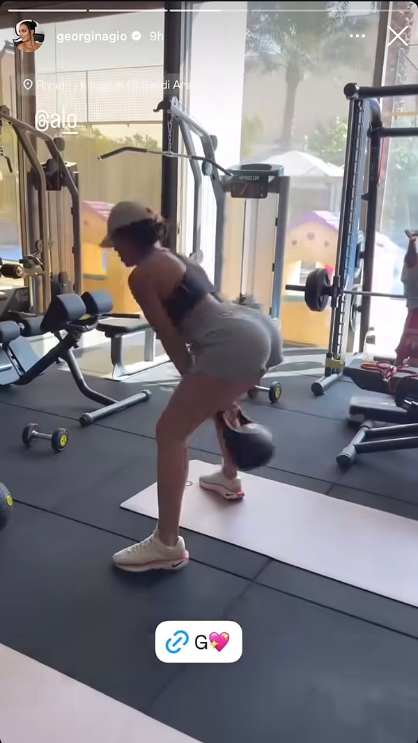 Hilary Duff'un Bebeğinden Shakira'nın Gözlüklerine 18 Ocak'ta Yabancı Ünlülerin Instagram Paylaşımları 10 hilary duffun bebeginden shakiranin gozluklerine 18 ocakta yabanci unlulerin instagram paylasimlari 9