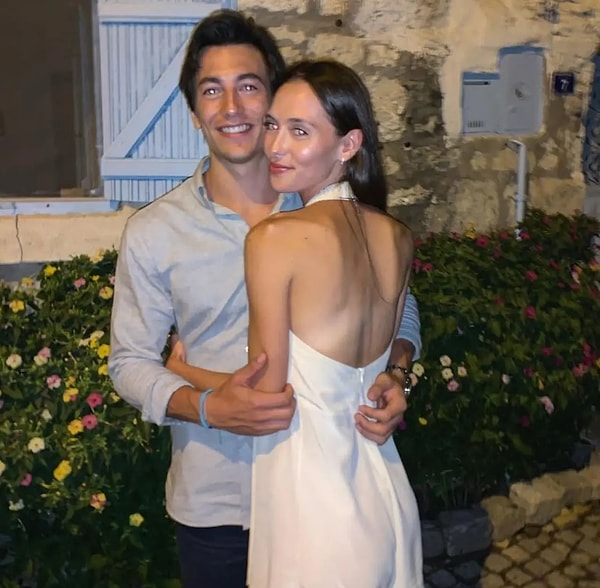 is adami sadettin saranin kizi lal saran bekir irdemin oglu tolga irdem ile mutluluga ceeIL5m6