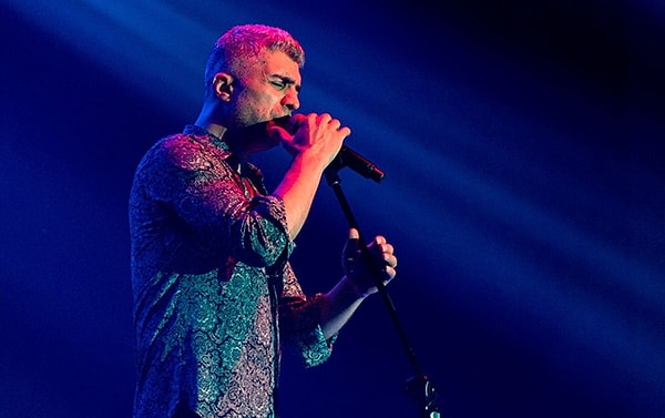 Polemikler Bitmiyor: Ailesini Komple Silen Özcan Deniz'den Abisine Olay Gönderme! 2 polemikler bitmiyor ailesini komple silen ozcan denizden abisine olay gonderme 1 U5SzDHFG