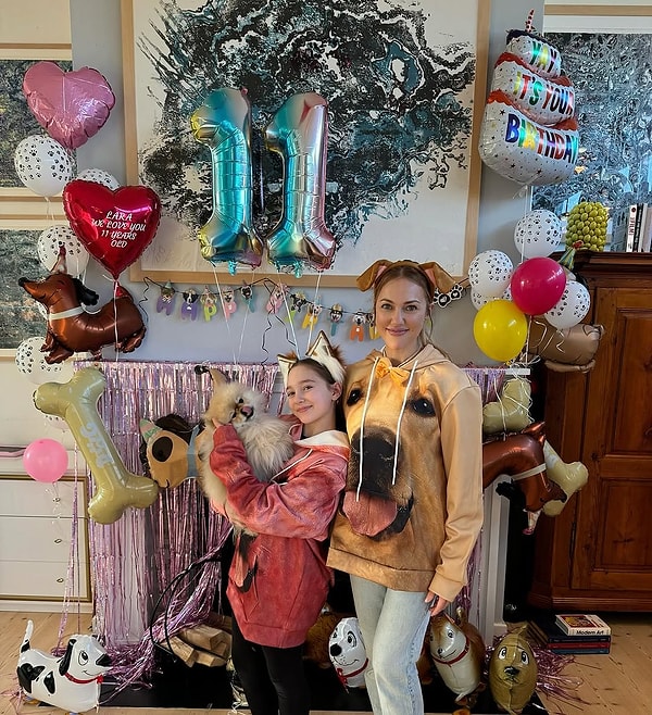 Annesinin Kopyası: Meryem Uzerli'nin Can Ateş'ten Doğan Kızı Lara'nın Ne Kadar Büyüdüğüne İnanamayacaksınız! 8 annesinin kopyasi meryem uzerlinin can atesten dogan kizi laranin ne kadar buyudugune inanamayacaksiniz 7 hBj1hkaW