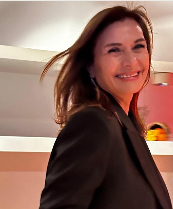 Bahar Dizisinin 'Nevra'sı Hatice Aslan, Her Şeye Yetişebilmesinin Motivasyonunu Şükür Etmekte Buluyormuş! 1 bahar dizisinin nevrasi hatice aslan her seye yetisebilmesinin motivasyonunu sukur etmekte buluyormus 0 aK2TI3uJ