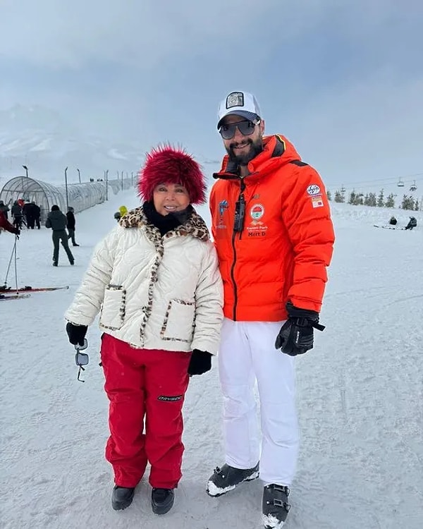 "Ben Olmazsam Biter" Demişti! Safiye Soyman ve Faik Öztürk Aralarındaki Krizi Çözüp Aşk Tazeledi 3 ben olmazsam biter demisti safiye soyman ve faik ozturk aralarindaki krizi cozup ask tazeledi EL19q8sa