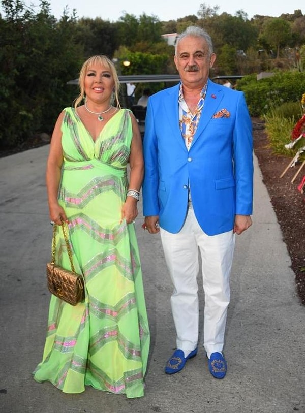 "Ben Olmazsam Biter" Demişti! Safiye Soyman ve Faik Öztürk Aralarındaki Krizi Çözüp Aşk Tazeledi 2 ben olmazsam biter demisti safiye soyman ve faik ozturk aralarindaki krizi cozup ask tazeledi vMiv37Xg