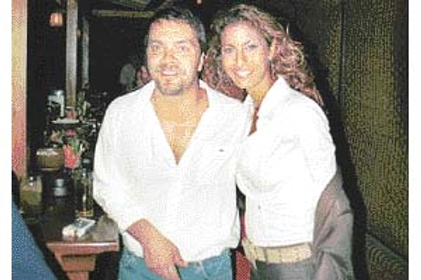 bu iliskiyi bitiren neydi cagla sikel ve beyazit ozturkun askla baslayip yarim kalan iliskisini 1sjJYUXn