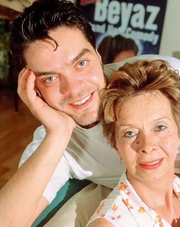 bu iliskiyi bitiren neydi cagla sikel ve beyazit ozturkun askla baslayip yarim kalan iliskisini