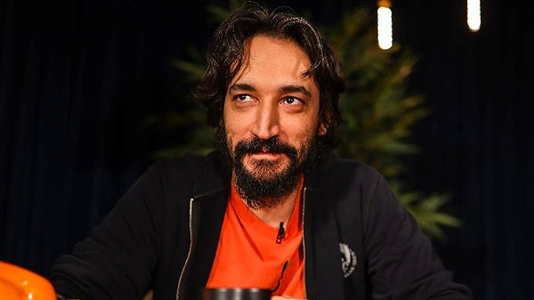 Caner Özyurtlu'nun Oğlu Bulut'un Babası Hakkında Kurduğu Ayar Niteliğindeki O 'Dilek' Durup Bi' Düşündürdü! 1 caner ozyurtlunun oglu bulutun babasi hakkinda kurdugu ayar niteligindeki o dilek durup bi dusundurdu 2P34iSmP