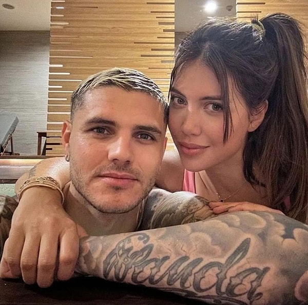 Derbi Günü İstanbul'a Gelen Wanda Nara'nın "Yılın Kadını" Ödülü Almasına Tepki Yağdı 1 derbi gunu istanbula gelen wanda naranin yilin kadini odulu almasina tepki yagdi 0 WDFP4TGM