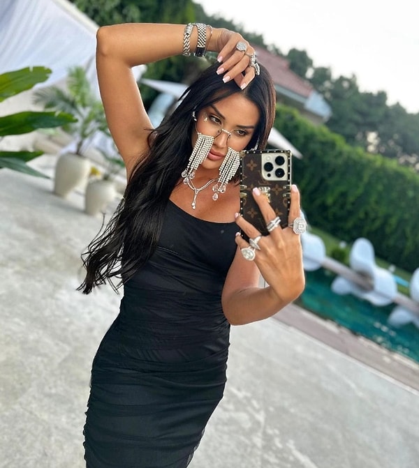 Dilan Polat Cezaevinden Önce Kendisini Hiç Kırmayan Hande Yener’i İfşaladı! 1 dilan polat cezaevinden once kendisini hic kirmayan hande yeneri ifsaladi 0