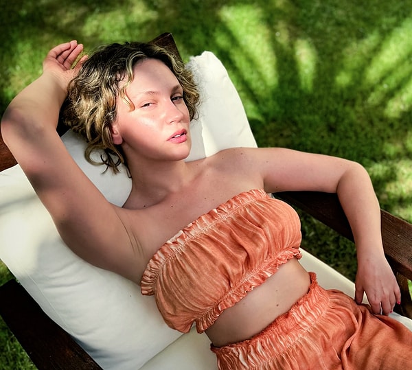 Geçtiğimiz Ay 13 Yıllık Evliliği Bitmişti: Athena Gökhan'ın Farah Zeynep Abdullah'la Aşk Yaşadığı İddia Edildi 6 gectigimiz ay 13 yillik evliligi bitmisti athena gokhanin farah zeynep abdullahla ask yasadigi iddia ucIUaQOK