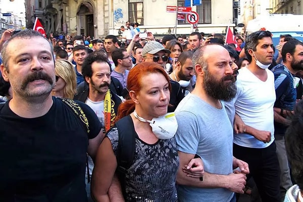 Halit Ergenç ve Rıza Kocaoğlu Şüpheli Sıfatıyla İfade Verdi: "Memet Ali Alabora ile Arkadaşlığımız Yok" 6 halit ergenc ve riza kocaoglu supheli sifatiyla ifade verdi memet ali alabora ile arkadasligimiz mK1TbFjg