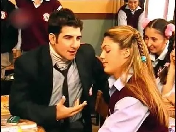Hayat Bilgisi'nin Toksik Çifti Barbie ve Ortega Tekrar Bir Arada: 19 Yıl Sonra Buluşma Gerçekleşti 6 hayat bilgisinin toksik cifti barbie ve ortega tekrar bir arada 19 yil sonra bulusma