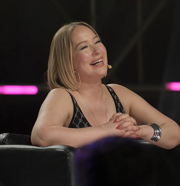 hepsi grubundan ayrilmasiyla birlikte tepkilerin odagi olan gulcin ergul kizlara karsi hislerinden bahsetti 0 Fjjs64Qq