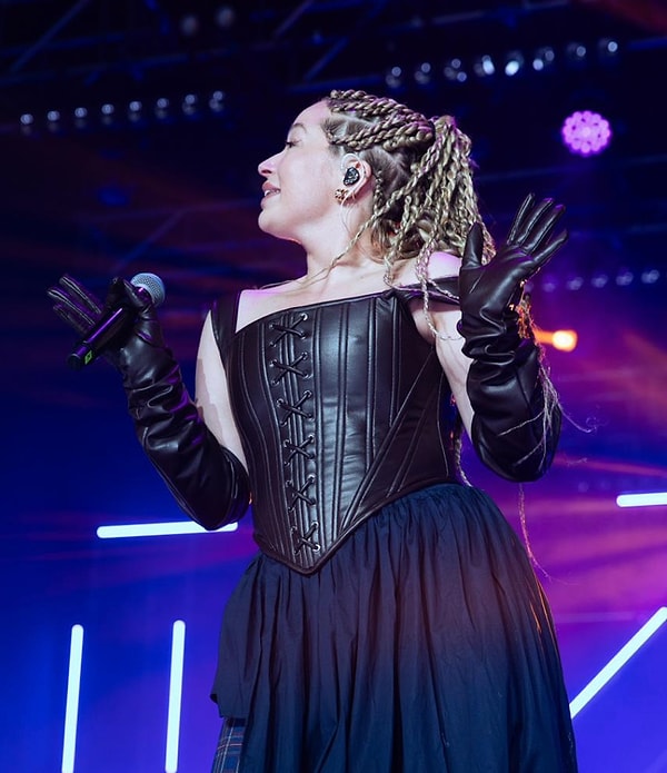 hepsi grubundan ayrilmasiyla birlikte tepkilerin odagi olan gulcin ergul kizlara karsi hislerinden bahsetti 3 HcTaRbhN