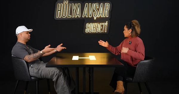 Hülya Avşar Tarafından Şarkı Sözleri Bir Türlü Anlaşılmayan Lvbel C5, Çözümü Teker Teker Açıklamakta Buldu! 4 hulya avsar tarafindan sarki sozleri bir turlu anlasilmayan lvbel c5 cozumu teker teker aciklamakta r6q3NY3U