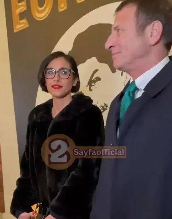 Hülya Avşar’ın Eski Eşi Kaya Çilingiroğlu ile Yaptığı Romantik Paylaşım Sevgilisini Kızdıracak! 6 hulya avsarin eski esi kaya cilingiroglu ile yaptigi romantik paylasim sevgilisini kizdiracak 5 NHlGMlPr
