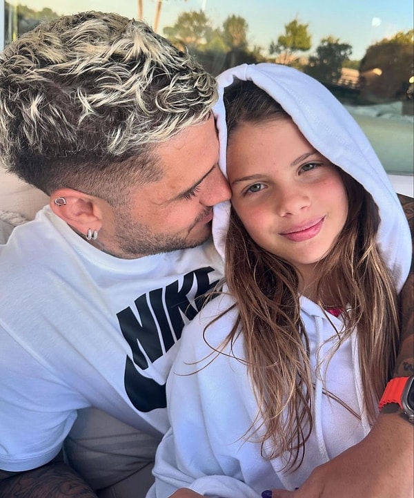 Icardi ile Aynı Gün İstanbul'a Gelen Wanda Nara'nın Şartları Ortaya Çıktı 3 icardi ile ayni gun istanbula gelen wanda naranin sartlari ortaya cikti 2 rvXhftIz
