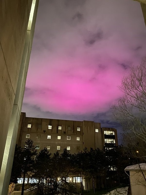 İstanbul’da Beliren Pembe Bulutlar Akıllara Şeyma Subaşı’nın “Pinky Clouds” Vurgusunu Getirince X Şenlendi! 6 istanbulda beliren pembe bulutlar akillara seyma subasinin pinky clouds vurgusunu getirince x senlendi 5 UVVmeXPY