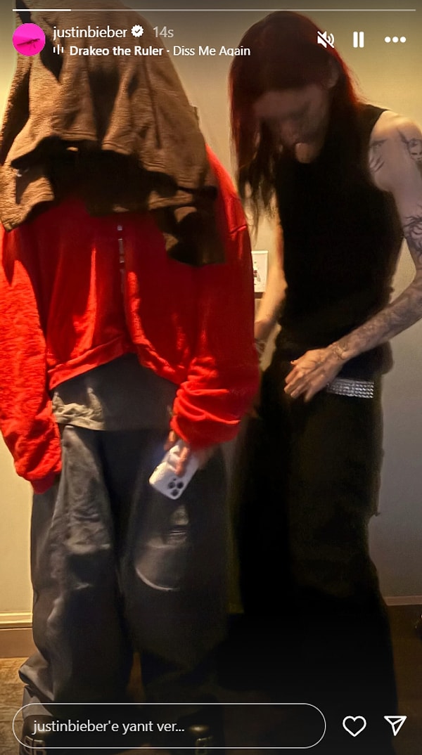 Kafasına Havlu Örten Justin'den Sydney'in Lüle Saçlarına 23 Şubat'ta Yabancı Ünlülerin Instagram Paylaşımları 3 kafasina havlu orten justinden sydneyin lule saclarina 23 subatta yabanci unlulerin instagram paylasimlari 2 7umEuc6S