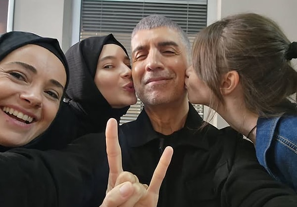 Kalp Spazmı Geçirmesinin Ardından Sağlık Durumu Merak Edilen Özcan Deniz'den Açıklama Geldi! 1 kalp spazmi gecirmesinin ardindan saglik durumu merak edilen ozcan denizden aciklama geldi 0 kFuqiPUf