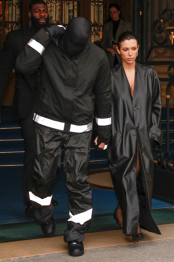 Kanye West ve Bianca Censori Boşanıyor mu? 5 Milyon Dolarlık İddia! 5 kanye west ve bianca censori bosaniyor mu 5 milyon dolarlik iddia 4 wp9ppElR