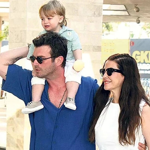 Kıvanç Tatlıtuğ'un Kardan Adam Yaptığı Anları Aşkla Paylaşan Başak Dizer "Kocam da Kocam" Modunu Fena Açtı! 2 kivanc tatlitugun kardan adam yaptigi anlari askla paylasan basak dizer kocam da kocam modunu QZNkjfw4