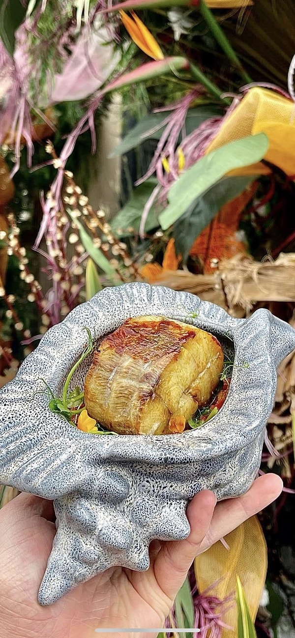Lüks ve Pahalı Restoranların Masaya Geldiğinde Hayatı Sorgulatacak Göz Kanatan Sunumları 2 luks ve pahali restoranlarin masaya geldiginde hayati sorgulatacak goz kanatan sunumlari 1 jFk54yT5