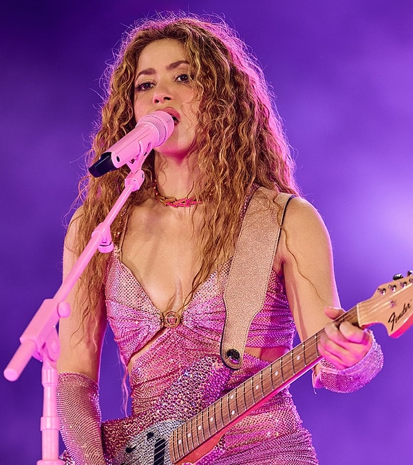 Mide Rahatsızlığı Yüzünden Acil Bir Şekilde Hastaneye Kaldırılan Shakira'nın Son Hali Ortaya Çıktı! 3 mide rahatsizligi yuzunden acil bir sekilde hastaneye kaldirilan shakiranin son hali ortaya cikti 2 36MsYTSW