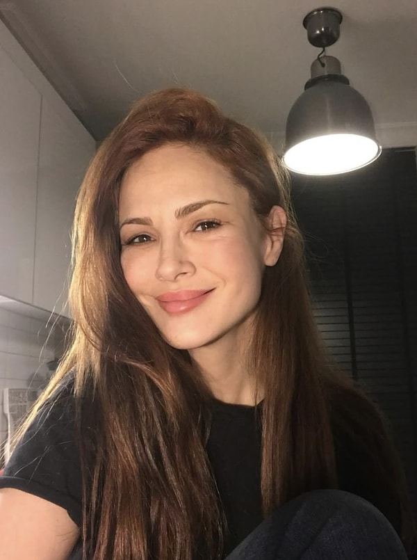 Mine Tugay 15 Yıl Önce Hayatını Kaybeden Abisini Paylaşarak Özlemini Dile Getirdi 4 mine tugay 15 yil once hayatini kaybeden abisini paylasarak ozlemini dile getirdi 3 GcziHniz