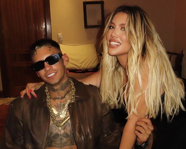 Nispet Yapmaktan Bıkmayan Wanda Nara Bu Kez de Sevgilisi L-Gante'nin Klibinde Boy Gösterdi! 4 nispet yapmaktan bikmayan wanda nara bu kez de sevgilisi l gantenin klibinde boy gosterdi 3 jCQ6qn2v