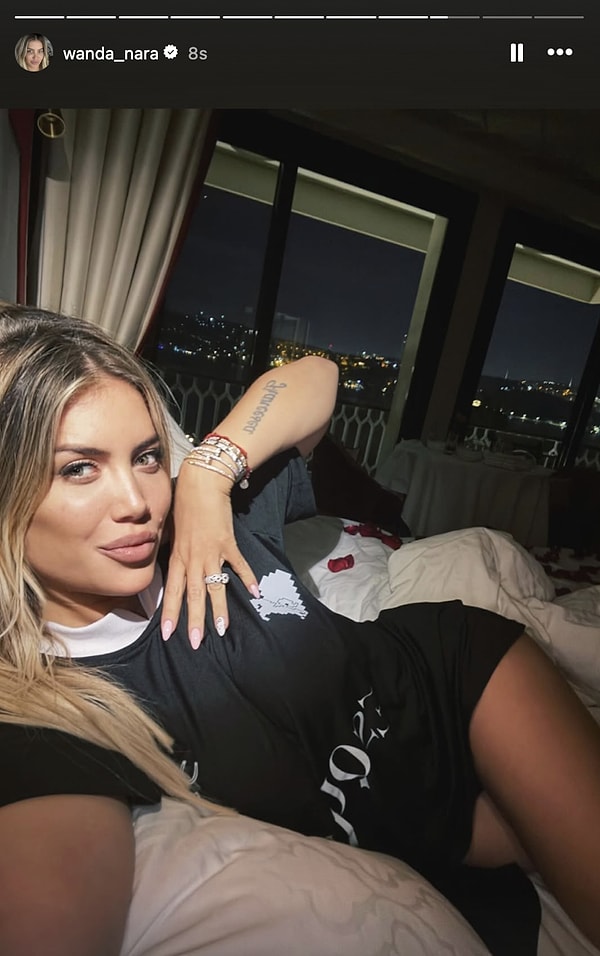 Nispetin de Böylesi: China Suarez'le İstanbul'a Giriş Yapan Icardi'den Wanda Nara'yı Kudurtacak Paylaşım! 7 nispetin de boylesi china suarezle istanbula giris yapan icardiden wanda narayi kudurtacak paylasim 6 jhJPb6qL