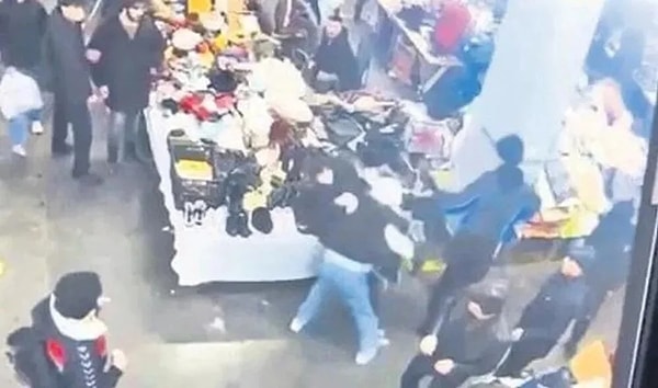 Oğlu 14 Yaşında Öldürülmüştü: Acılı Anne Yasemin Minguzzi’den Yürek Burkan Paylaşım! 2 oglu 14 yasinda oldurulmustu acili anne yasemin minguzziden yurek burkan paylasim 1 ivwQaJVm
