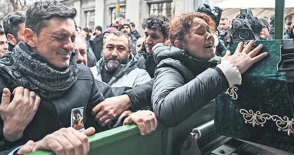 Oğlu 14 Yaşında Öldürülmüştü: Acılı Anne Yasemin Minguzzi’den Yürek Burkan Paylaşım! 4 oglu 14 yasinda oldurulmustu acili anne yasemin minguzziden yurek burkan paylasim 3 hK15KStK