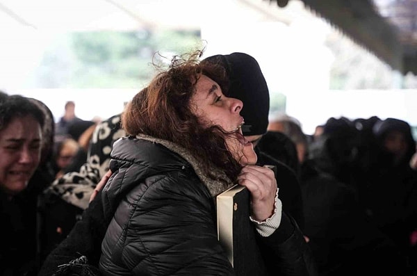 Oğlu 14 Yaşında Öldürülmüştü: Acılı Anne Yasemin Minguzzi’den Yürek Burkan Paylaşım! 6 oglu 14 yasinda oldurulmustu acili anne yasemin minguzziden yurek burkan paylasim 5 2eKZmgzh