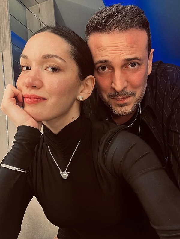 oguzhan koc ve hazal subasi askinda copcatan rolunu oynayan berfu yenenlerin plani tikir tikir 9ZidqiEV