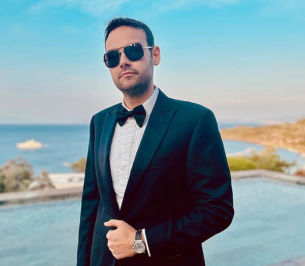 Sabancıların Cimrisi Bellenmişti: Faruk Sabancı Aşk Hayatından Maddiyata Birçok İtirafta Bulundu! 7 sabancilarin cimrisi bellenmisti faruk sabanci ask hayatindan maddiyata bircok itirafta bulundu 6 1rIv33wD