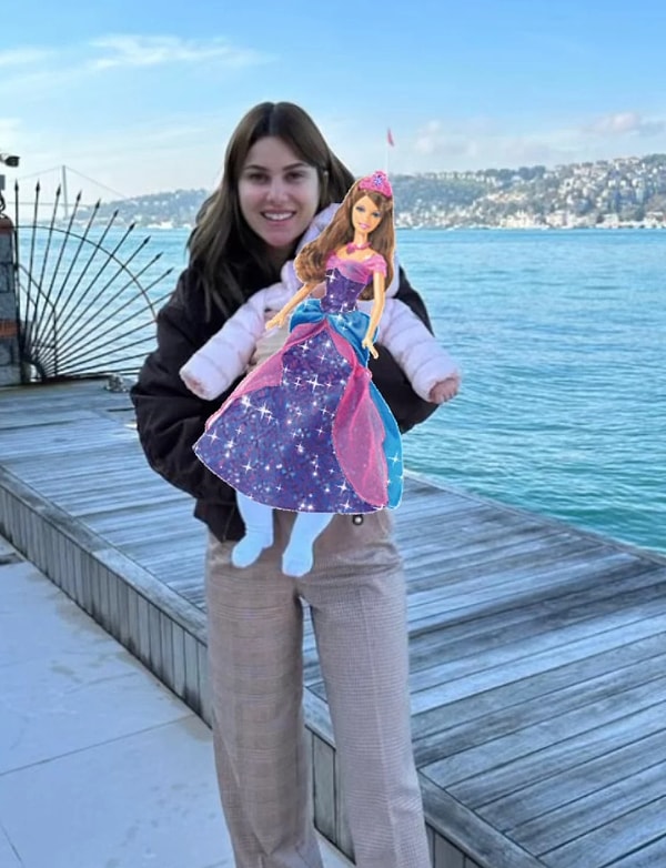 Sosyete Moda Görsün: Nazlı Sabancı'nın Özene Bezene Süslediği Kızı Arzu Alara'nın Kombinini Görmeniz Lazım! 4 sosyete moda gorsun nazli sabancinin ozene bezene susledigi kizi arzu alaranin kombinini gormeniz lazim sSX583Ed