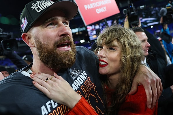 Super Bowl'da Taraftarların Dakikalarca Taylor Swift'i Yuhalamasının Asıl Sebebi Çok Başka Çıktı! 7 super bowlda taraftarlarin dakikalarca taylor swifti yuhalamasinin asil sebebi cok baska cikti 6 qRhX4JPD