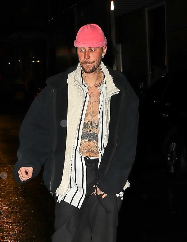 Tanınamayacak Halde Görülen Justin Bieber'a Gelen 'Zararlı Madde' İddialarına Temsilcisi Son Noktayı Koydu! 4 taninamayacak halde gorulen justin biebera gelen zararli madde iddialarina temsilcisi son noktayi koydu 3 3NDvBEiB