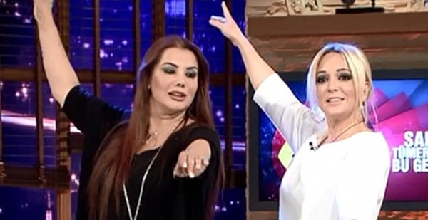 Tanyeli İçin Düzenlenen ve Ünlülerin Akın Ettiği Gecede Oğulları Taylan ve Teoman Duygusal Anlar Yaşadı! 7 tanyeli icin duzenlenen ve unlulerin akin ettigi gecede ogullari taylan ve teoman duygusal anlar r5aBzgpQ