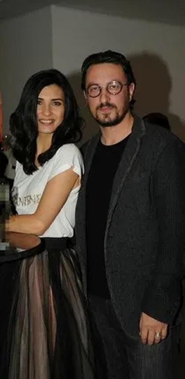 Tuba Büyüküstün, Onur Saylak ve Umut Evirgen: Magazin Tarihine Geçen Aşk Üçgeni! 5 tuba buyukustun onur saylak ve umut evirgen magazin tarihine gecen ask ucgeni 4 nPHNaM8s