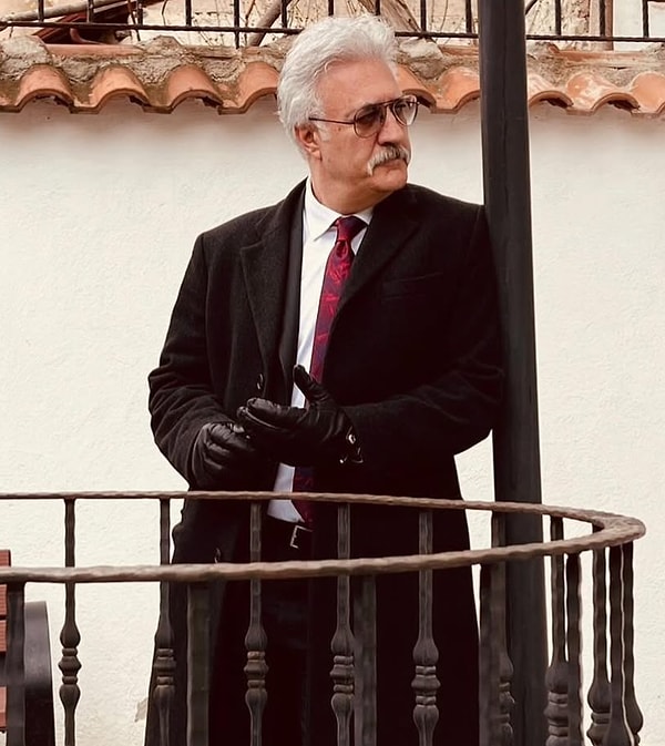 Yaşanan Gerginlik Gündem Olmuştu: Tamer Karadağlı Nihal Yalçın'ın Arkasından Yaptığı Mimikler Hakkında Konuştu 1 yasanan gerginlik gundem olmustu tamer karadagli nihal yalcinin arkasindan yaptigi mimikler hakkinda konustu 0 cXeYI2HJ