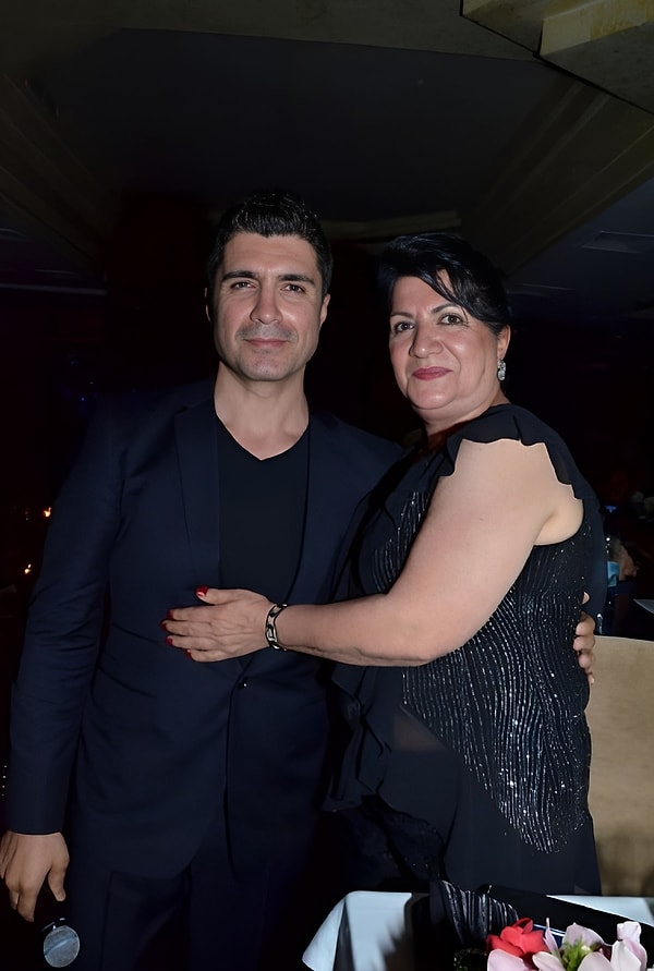 Bitmeyen Aile Draması Yüzünden Kalp Spazmı Geçiren Özcan Deniz'den Ailesine Son Veda! 2 bitmeyen aile dramasi yuzunden kalp spazmi geciren ozcan denizden ailesine son veda 1 LwlGnT3p