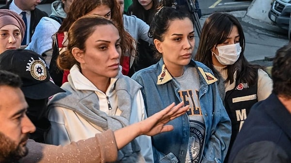 Dilan Polat’ın Instagram Hesabına Ulaşılamıyor: Kapattı mı, Kapatıldı mı? 3 dilan polatin instagram hesabina ulasilamiyor kapatti mi kapatildi mi 2 SlLQOMGq