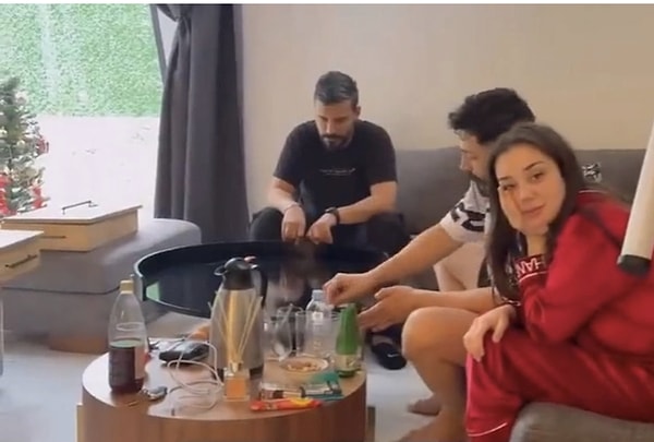 Engin Polat'ın Sürekli Gözaltına Alınmasına İki Çift Lafı Olan Kişiler 1 engin polatin surekli gozaltina alinmasina iki cift lafi olan kisiler 0 cUDSmDaM