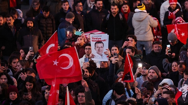 Gülşen Ülke Gündemine Dair Dikkat Çeken Bir Bayram Mesajı Paylaştı! 1 gulsen ulke gundemine dair dikkat ceken bir bayram mesaji paylasti 0 EKHJ5FSf